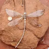 Dekorativa figurer som hänger glitterfantasi Dragonfly Crystal Suncatcher Wind Chime Pendant For Garden Wedding Car Decor