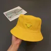 Designer Classic Bucket Hat Mens Fisherman Hats Women Beach Hat Paadd Beanie Sunhat Casual Fashion Peaked Cap 8 Styles253w