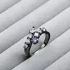 Wedding Rings 2023 Fashion Black Gun Pave Pave Multicolor CZ Zirkon sieraden For Women Party Ring Men Gift Symmetry Design