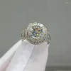 Anillos de boda Clásico Forma redonda Zirconia Mujeres Color Plata CZ Pave Bandas de Compromiso Amante de la Eternidad Joyería de Lujo