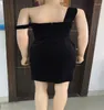 Повседневные платья Loehsao Brand Женщины бархатные платья Bodycon Bangege Black Sexy Split Spaghetti Bess Вечерний клуб Summer Vestidos