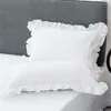 베개 케이스 우아한 가짜 덮개 가장자리 주름 흰 침구면 침구면 평범한 베개 케이스 세트 2 예쁜 빈티지 레이스 침대 딩 장식 TJ7039