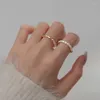 Klusterringar mode 925 sterling silver unik våg naturlig barock pärla elastisk sladd fingerring för kvinnor eleganta festsmycken ajz20