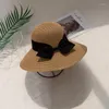Cappelli a tesa larga Paglia estiva semplice per le donne Cappello da sole Bowknot a nastro Cappello elegante di lusso Pieghevole Sombreros De Mujer