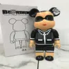 Figuras de brinquedo de ação 2022 Bearbrick 400 28cm Urso Tijolo Figuras de ação Quente Decoração elegante Brinquedos para casa com anime cartoon Doodle T230105