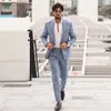 Nuovi smoking da sposa slim fit personalizzati Un bottone con risvolto dentellato Abito da uomo Due pezzi Abbigliamento da uomo d'affari