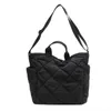 Casual stor kapacitet Down Jacket Bag 2023 Autumn and Winter New Fashion Pending Shoulder Portable Cross Body Tote