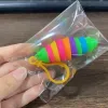 Fidget Toys 슬러그 키 체인 관절 유연한 3D 슬러그 키 체인 감각 감각 삐걱 거리는 스트레스 해소 자폐증 자폐증 필요 방지 무지개 어린이 성인 장난감