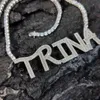 Złoto plisowane bling cz lodowane niestandardowe litery wisiorka Nacklace z 4 mm 22 -calowym łańcuchem tenisowym dla mężczyzn biżuteria DIY Hip Hop