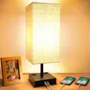 Bordslampor Bedside Night Light Nightstand Reading Nightlight Touch Control Lamp med laddningsportar LED -belysningsverktyg för hemmet vardagsrum