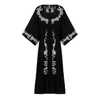 Lässige Kleider, Boho-Blumenstickerei, Vintage, schwarz, langes Kleid, Damenroben, V-Ausschnitt, Maxi-Hippie-Resort-Kleidung, böhmischer Kaftan