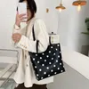Abendtaschen Polka Dot PU Leder Einfach Einkaufen für Frauen 2023 Koreanische Mode Schulter Damen Reisehandtaschen Geldbörsen