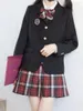 Damenanzüge, japanische Damen-Abzeichen-Blazer-Jacke, JK-Highschool-Uniform, Studenten, Mädchen, adretter Stil, lockerer Outwear-Mantel, schwarz, voll