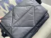 Duffel Bags 2023 Women's Postman Bag Handheld Slant Cross veelzijdige mooie winter ingebouwd in compartiment forens noodzaak