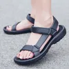 Sandaler MS F99 Summer Cool Slippers Buckles mode Bekväm Neri Super Light Eva Sole Non-Slip Peep-Toe Flat