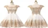 Gold Applique korta balklänningar med ärm 2019 fyrkantig halsringning Ruched Homecoming Dresses Graduation Dress Formella klänningar Paolo SE2927547