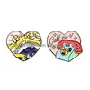 Pins Spettame carino Love Heart Call Me Pin for Women Kids Fahsion Gioielleria camicia Abito da camicia Denim decorazione in metallo Metal smalto Delivery Delivery Dhxlj