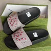 2023 new fashion designer slippers Sandal Men Women Rubber Slides slipper Summer Sexy Sandals mens luxurys designers Flats fashion Ladies