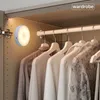 Czujnik ruchu światło USB Nocna światła sypialnia Wystrój bezprzewodowej lampa ścienna LED do schodów kuchennych szafki do korytarza szafa szafa