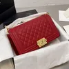 Sacs de créateurs Sacs à bandoulières Sac à chaîne Challe Plaid Volet 5A 26cf Caviar Shouder Handsbag Gol Silver Chain Cuir double lettre Couleur Couleur Souche carrée Stripe8555