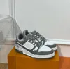 2023 Ny mode toppkvalitet casual skor designer luxurys tr￤nare sport sneakers tr￤nare vit naturlig gr￶n gr￥ gr￤dde svart vinr￶tt lila f￶r m￤n kvinnor