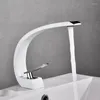 Banyo Lavabo Bataryaları Musluk Seramik Vana Soğuk Ve Su musluk bataryası Güverte Üstü Tek Kolu Vanity Havzası