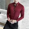 Herren lässige Hemden 6xl rotrosa Kleider für das Gratuieren von Date Burgundy Hochzeitskleid Vintage Herren weiße Langschläfe Plus Größe Elegantes Mode