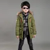 Coat Down Coat 2023 Big Size Winter Keep Warm Boys Jacket Päls krage tjock tung huva ytterkläder för barn barn utomhus vindbrytare