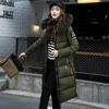 Frauen in Parkas Winterjacke großer Pelzkragen dicker schlanker Mantel Mode -Kapuze -Baumwoll -Oberbekleidung Lange Frau 230107