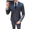 Męskie garnitury Mężczyźni Slim Fit 3 -częściowe podwójne piersi Tuxedos Casual Business Kurtka Blezer Vest Pants na wesele
