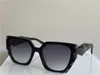 Gorące luksusowe designerskie okulary przeciwsłoneczne dla mężczyzn okulary przeciwsłoneczne dla kobiet męskie Square czarny biały szwanie okularów słonecznych Uv400 Moda Ochronna klasyczne ramki