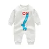 Baby Romper 디자이너 브랜드 편지 의상 작업복 옷 점프 슈트 Kids Bodysuit for Babys 복장 Rompers 점프 슈트