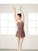 Scene Wear Ballet Training Suit vuxen kvinnlig kjol med trikåpa.