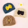 Bérets tricoté chapeau chaud pour bébé infantile Turban Crochet tricot bonnet fourrure Bowknot tout-petits solide pull casquette