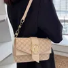 Magasins 85% de réduction pas cher en ligne Liquidation vente en gros au détail automne et hiver nouveau sac à aisselles à la mode Dign Cross Body petit parfum tempérament version de style