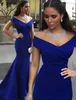 로얄 블루 오프 어깨 긴 신부 들러리 드레스 인어 2023 아랍어 형식 결혼식 게스트 가운 무도회 드레스