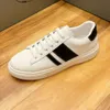 Moda sneakers basse Scarpe da uomo con suola spessa stringate casual Tessuto sportivo Pelle verniciata Pelle presenta un design pulito e linee semplici 35-43 BOX