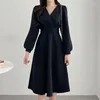 Casual jurken Koreaanse mode elegant ol a-line jurk vrouw cross v nek lange mouw back veter-up kantoor midi vrouwelijke druppel