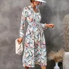 Casual Kleider QINJOYER Frauen Maxi Langarm Damen V-Ausschnitt A-Linie Elegantes Blattdruckkleid Frühling Herbst Strandrobe