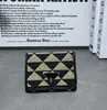 Hot Designer wallet Marque de luxe Carte paquet classique Triangle labelhandbag Banquet Shopping Mariage Loisirs Business Package 2022