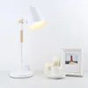 Tischlampen LukLoy Nordic Schlafzimmer LED Schreibtischlampe Mode Studie Kreative Holz Auge Licht Schlafsaal Büro Arbeitsbeleuchtung