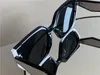 مصممة للسيدات نساء 15W الرياضة نسائي نظارات شمسية للرجال العلامات التجارية الشهيرة في الهواء الطلق Simple UV400 Sun Glasses Black White Plank Frames with Case
