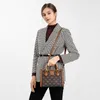 Stocker sac à main 95% de réduction en gros en gros MKF Nouveau 2023 Fashion One épaule Sac diagonal polyvalent petit carré Spring et été femme