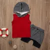 Completi di abbigliamento 1-4 anni Bambini Ragazzi Vestiti estivi Gilet senza maniche con cappuccio per bambini Pantaloni corti a righe Abiti casual Tute per bambini 2023