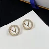 Full Diamond Golden Necklace Crystal Round Circle Letter örhängen Kvinnor Designer Rhinestone Pendants Ear Hoops Smyckesuppsättningar