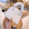 Mini çanta tasarımcı çanta kadın marka lüks çanta şekil kabuğu tasarımı yeni tek omuz çantası çapraz gövde alfabe logo moda 2023