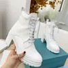 2023 Designer Paris Borde Leather en Nylon Laced Fabric Boots Monolith Mini Bag Lug Sole Combat Women Ankle Australia Platform Heels Winter Sneakers met doos