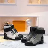 Stivali da combattimento da donna Wonderland Flat Ranger firmati Metropolis Martin Sneakers invernali in pelle di vitello e tela con scatola originale