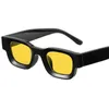 Gafas de sol de moda ovaladas para hombres y mujeres, marca polarizada de diseñador, montura gruesa, gafas de sol cuadradas pequeñas UV400, lentes amarillas de moda