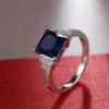 Fedi nuziali Classico zaffiro abbagliante blu CZ pietra geometrica anello placcato argento gioielli di fidanzamento